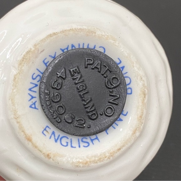 Vintage AYNSLEY English Fine Bone China Mini Salt OR Pepper Shaker - Picture 8 of 8